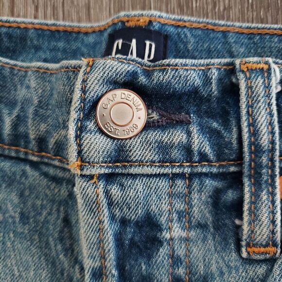 GAP Cheeky Short Distressed Button Fly Size 2 - Picture 3 of 9